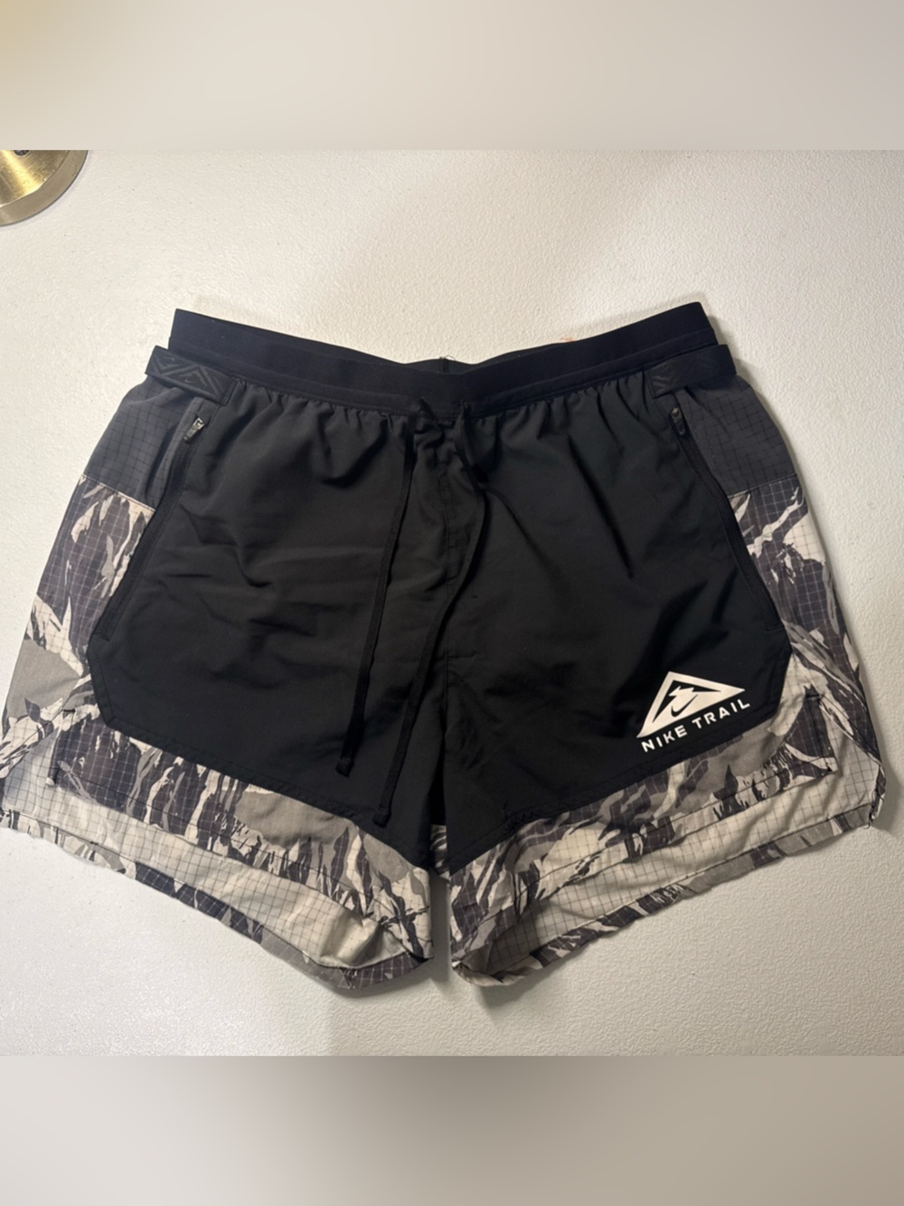 Nike Men Dri-FIT FlexStride Lined Trail Running Shorts Black Grey M